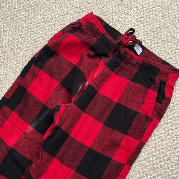Classic Red & Black pajama pants - Picture 2 of 2
